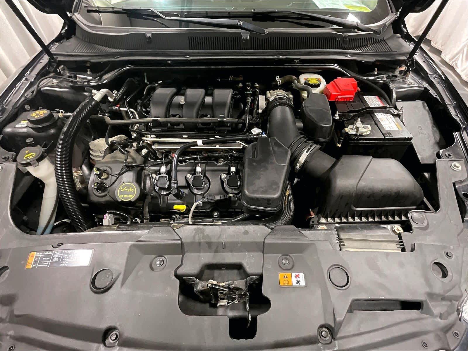 2019 Ford Taurus SE - Photo 29