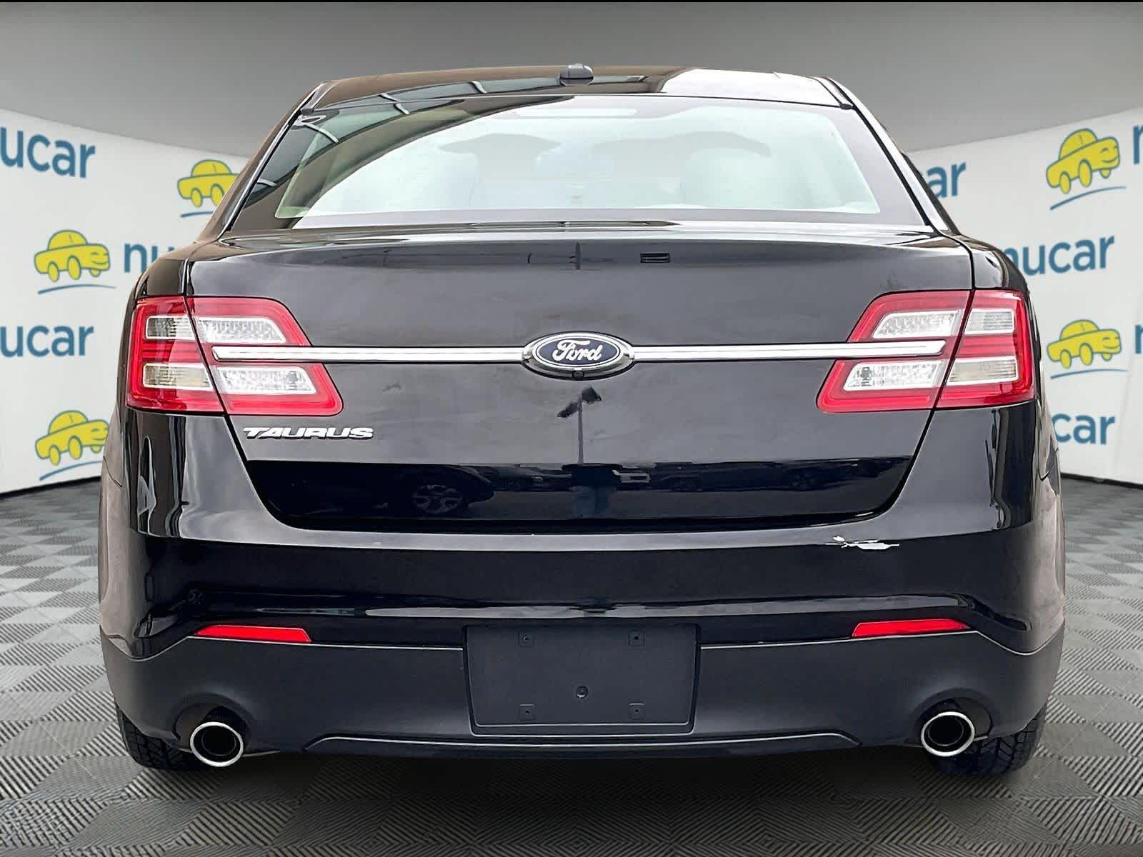 2019 Ford Taurus SE - Photo 5