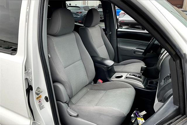 2015 Toyota Tacoma Base - Photo 11