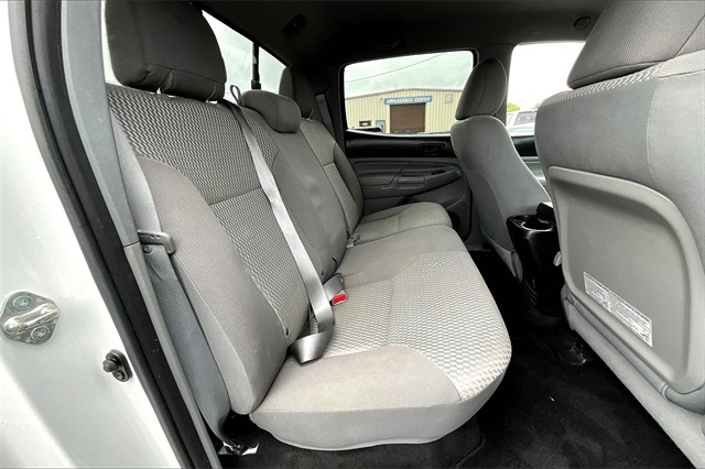 2015 Toyota Tacoma Base - Photo 15