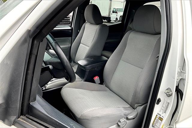 2015 Toyota Tacoma Base - Photo 10