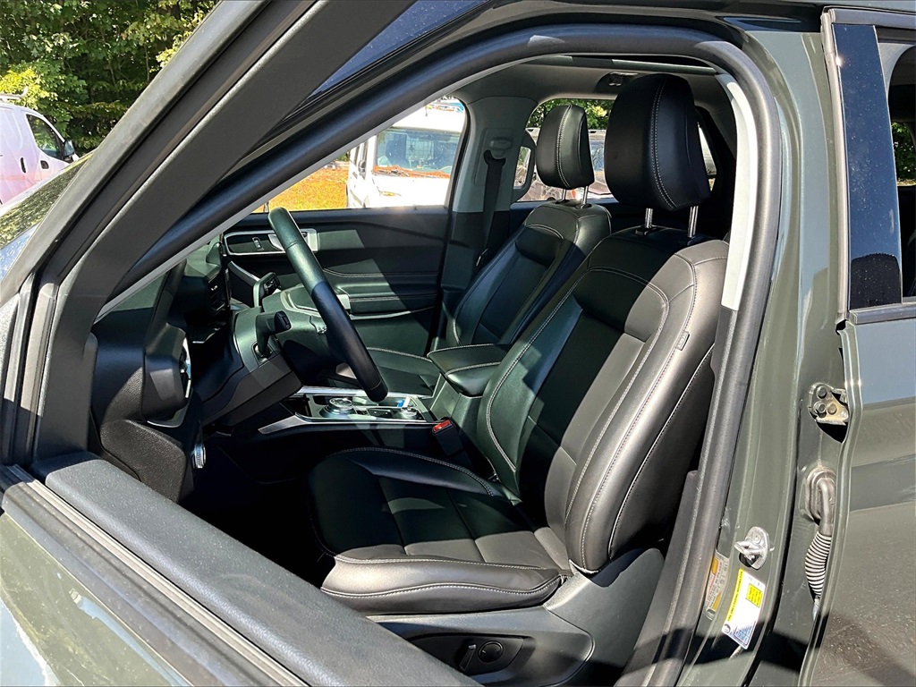 2022 Ford Explorer XLT - Photo 10