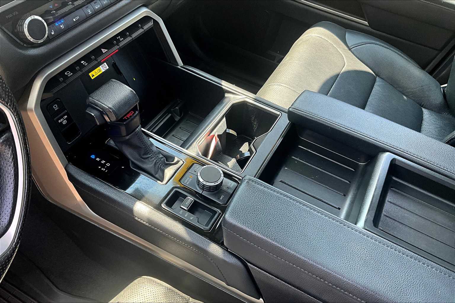 2023 Toyota Tundra Limited Hybrid - Photo 20