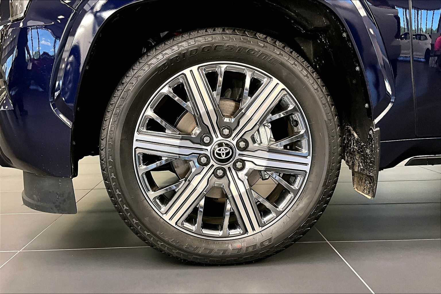 2025 Toyota Sequoia Capstone - Photo 8