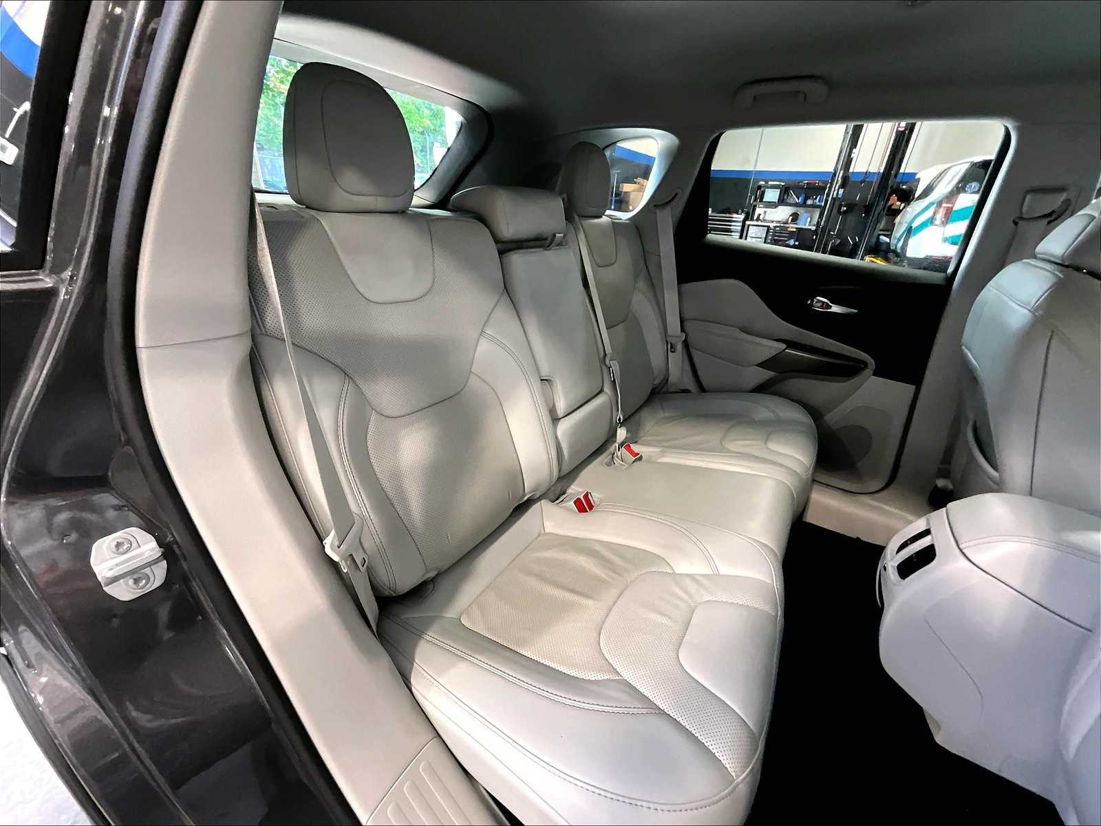 2020 Jeep Cherokee Limited - Photo 16
