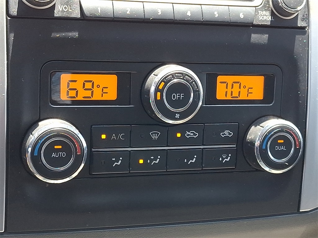 2016 Nissan Frontier  - Photo 15