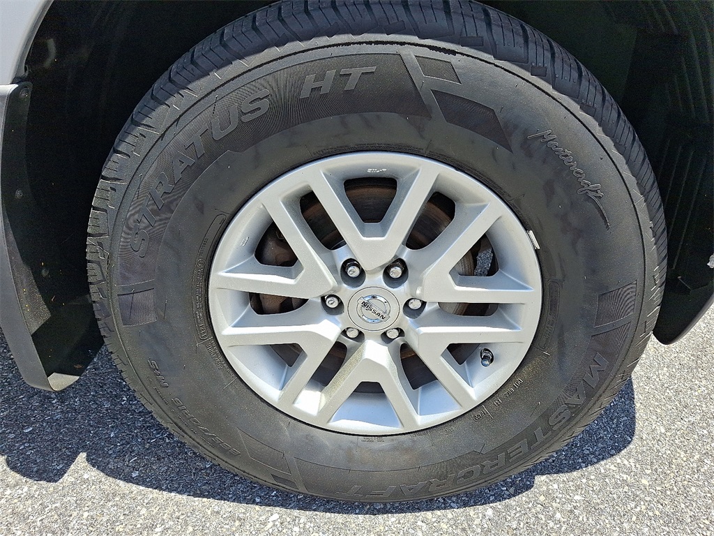2016 Nissan Frontier  - Photo 8