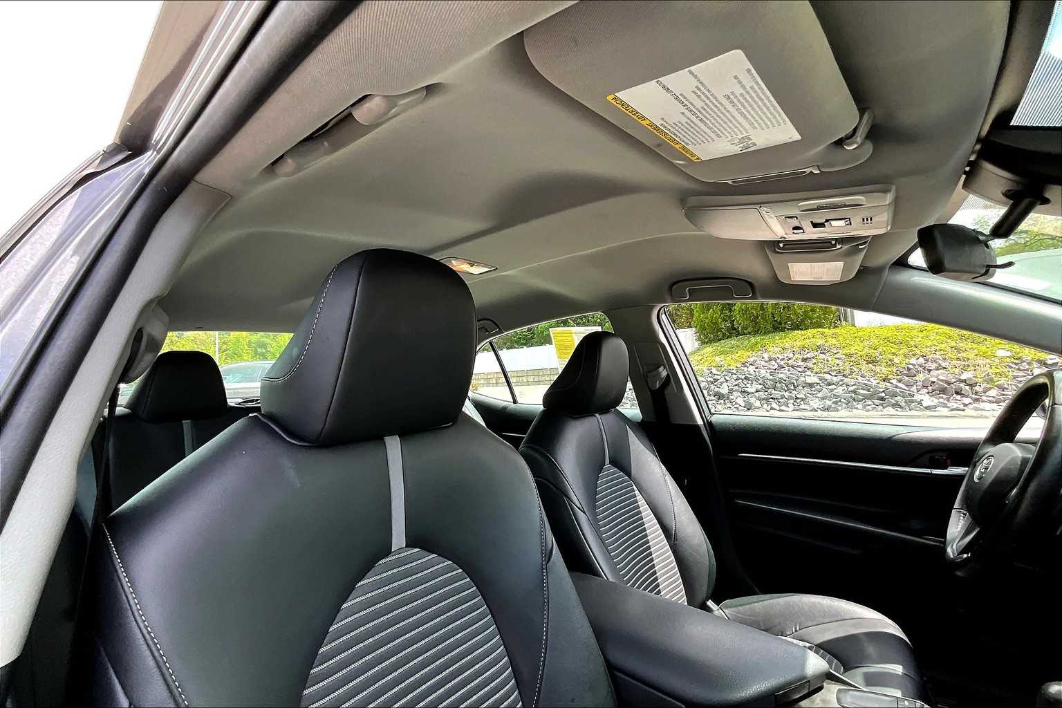 2023 Toyota Camry SE - Photo 22