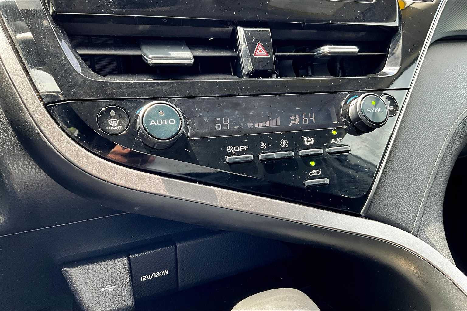 2023 Toyota Camry SE - Photo 26