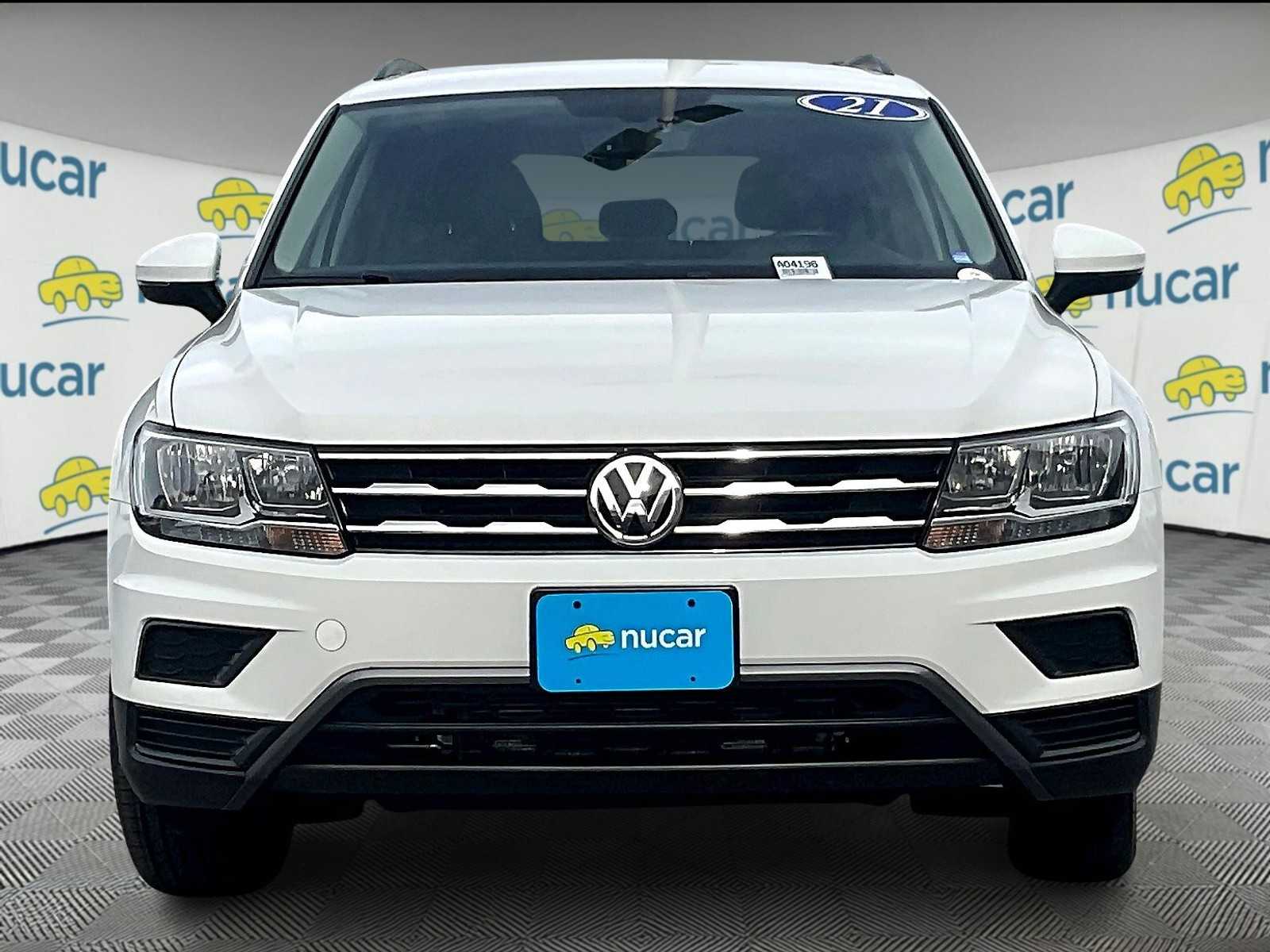 2021 Volkswagen Tiguan SE - Photo 2