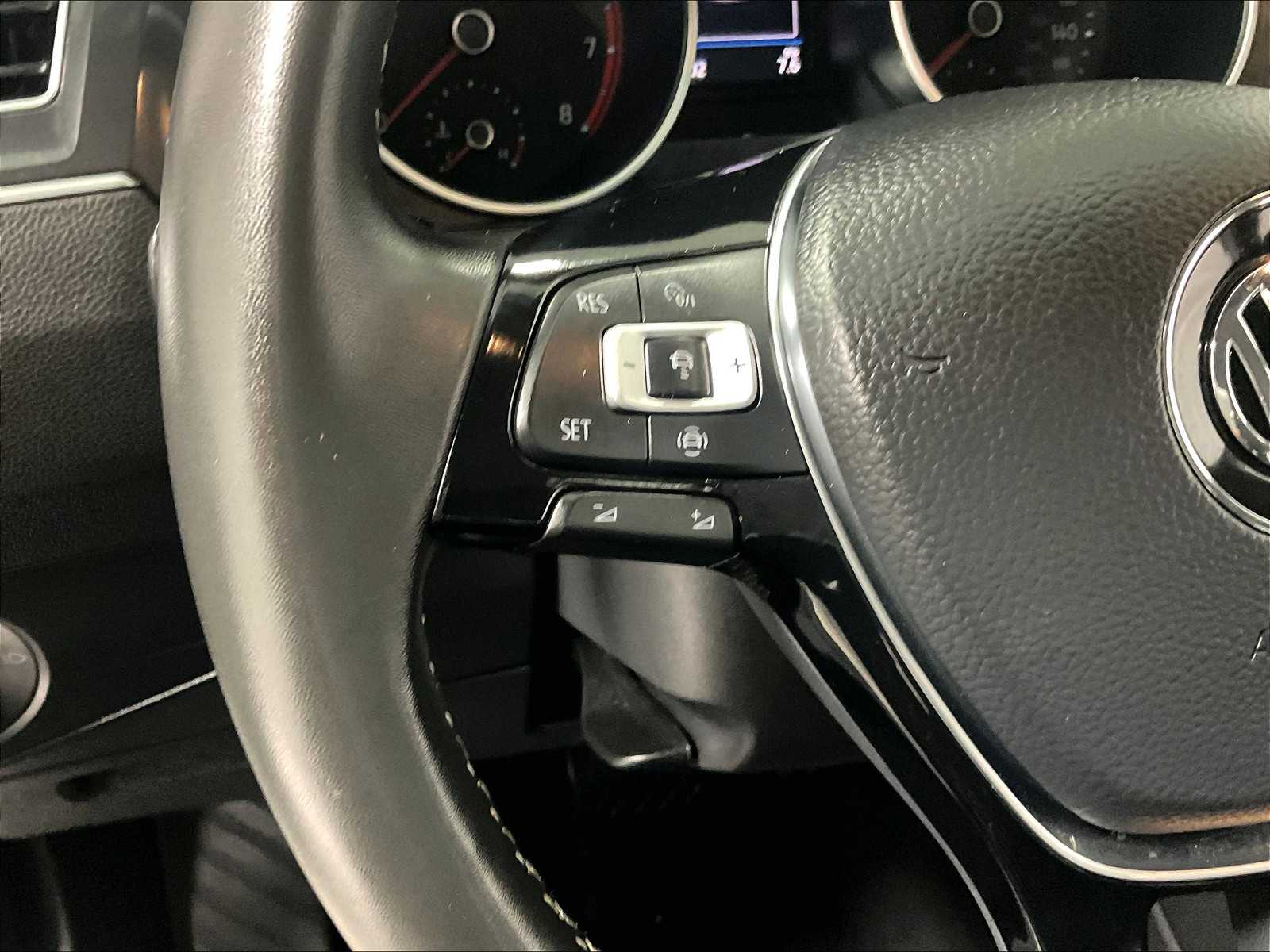 2021 Volkswagen Tiguan SE - Photo 23