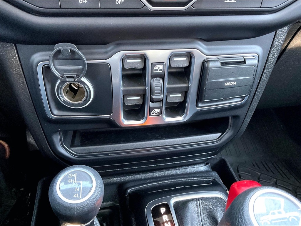 2020 Jeep Gladiator Sport - Photo 24