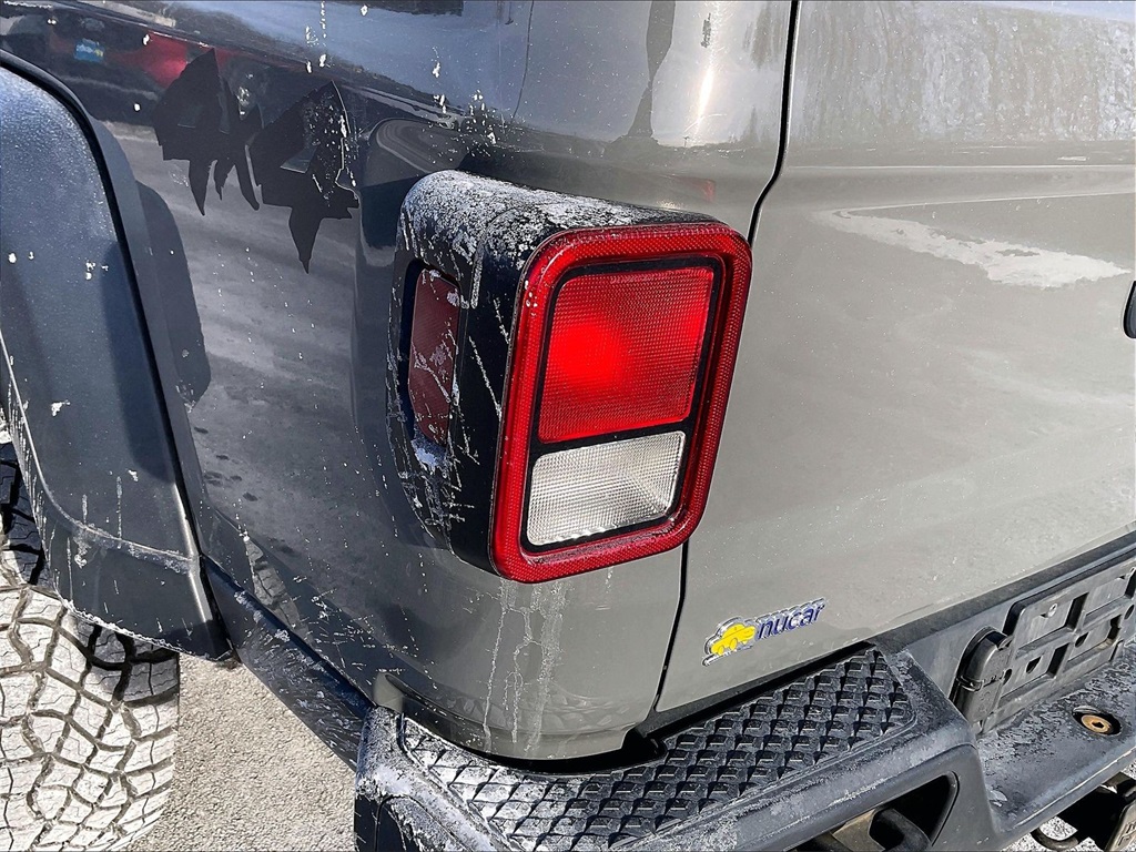 2020 Jeep Gladiator Sport - Photo 31