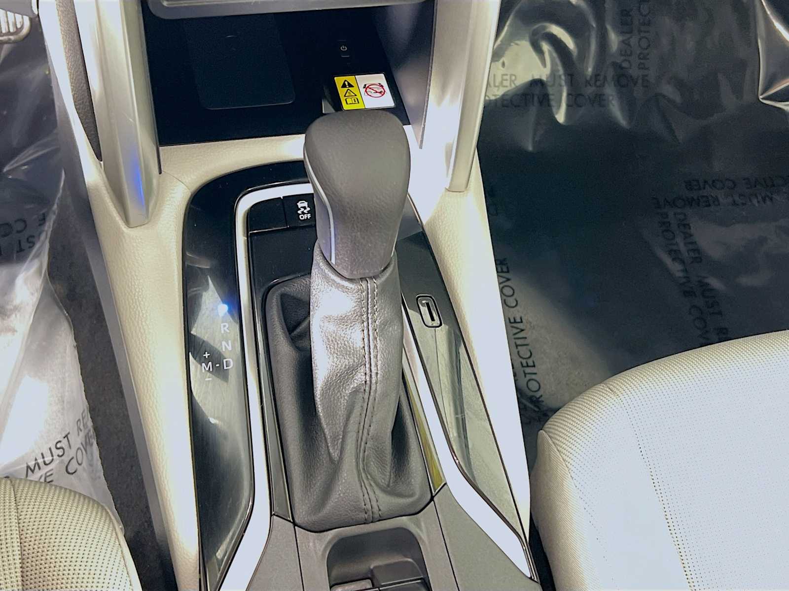 2022 Toyota Corolla Cross LE - Photo 16