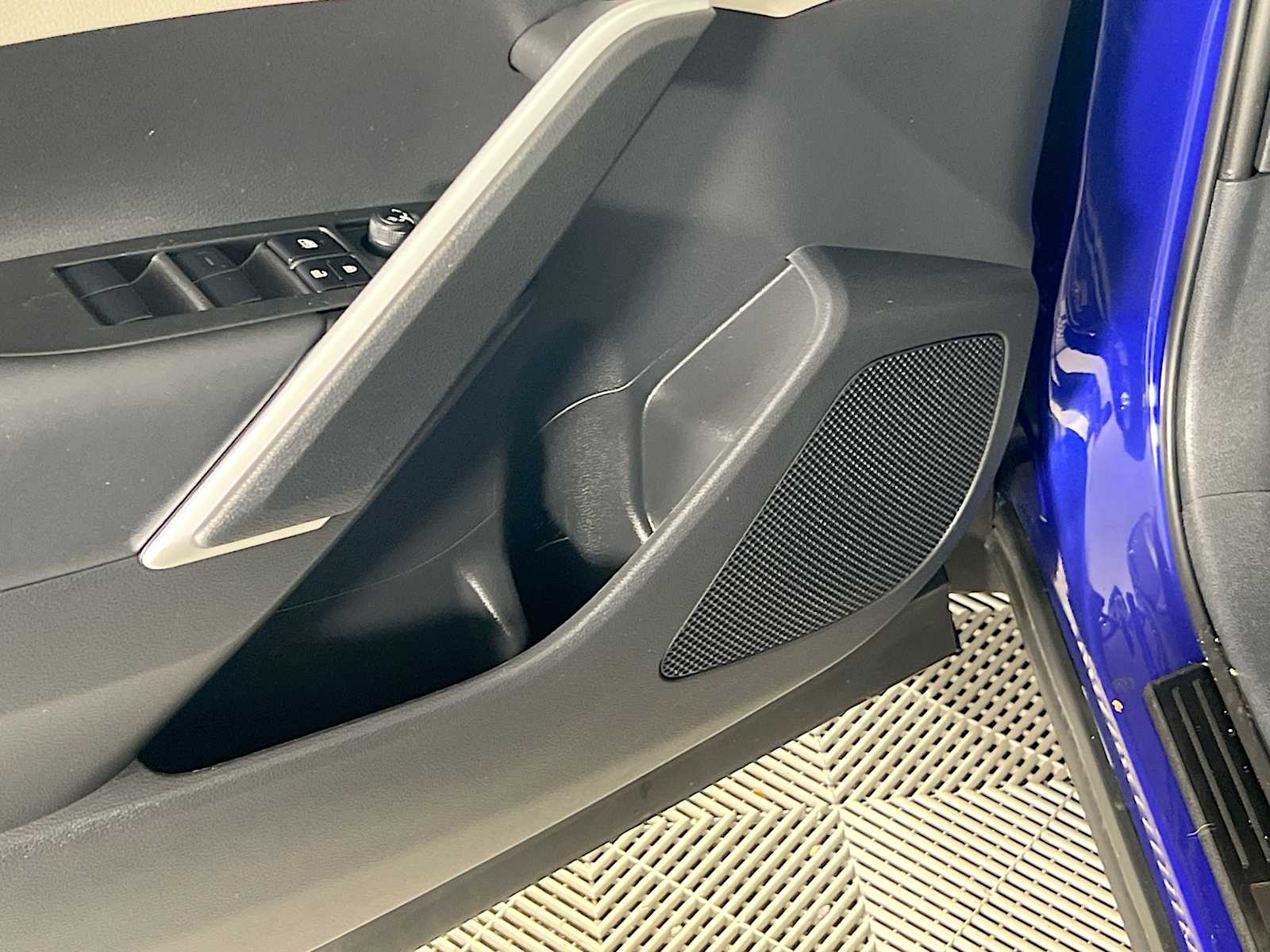 2022 Toyota Corolla Cross LE - Photo 18