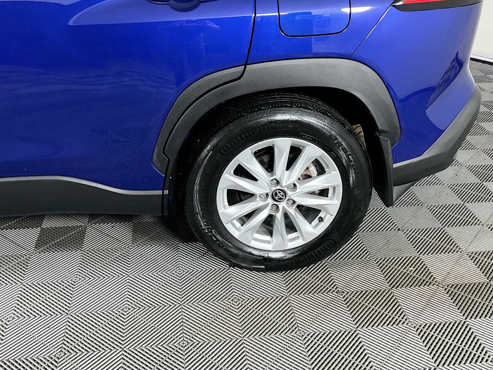 2022 Toyota Corolla Cross LE - Photo 30