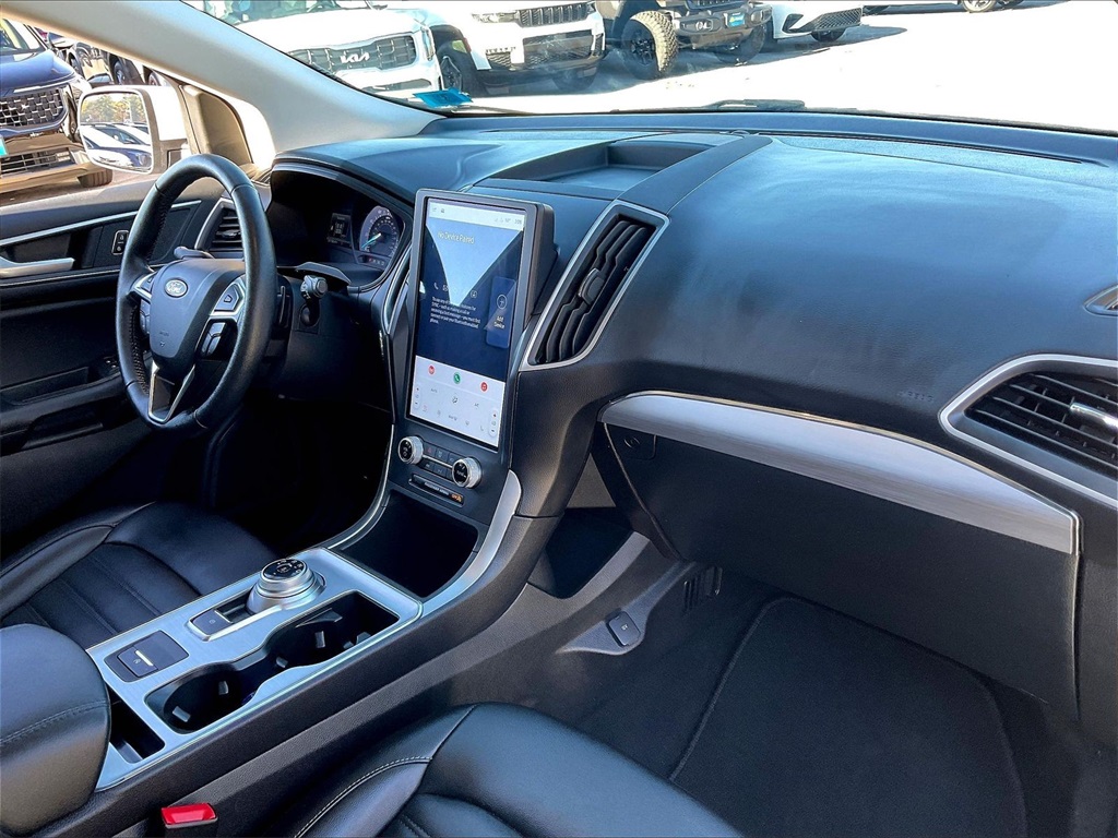 2022 Ford Edge SEL - Photo 13