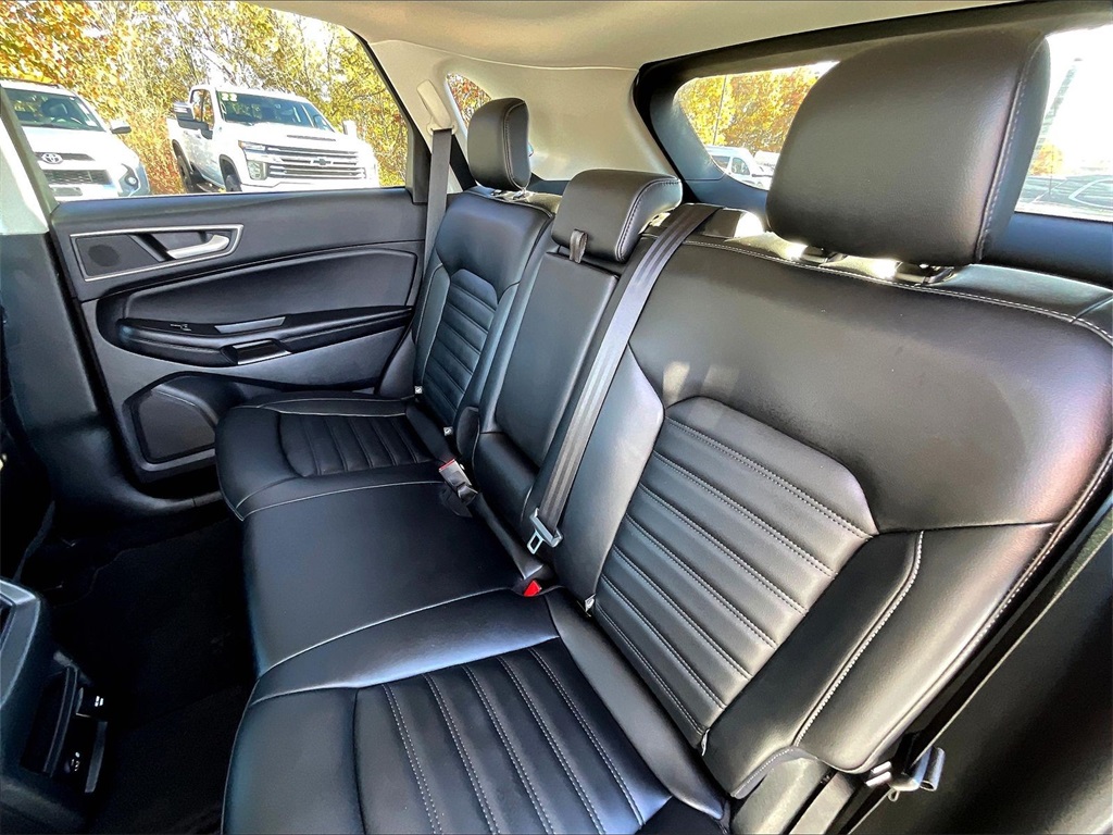 2022 Ford Edge SEL - Photo 14