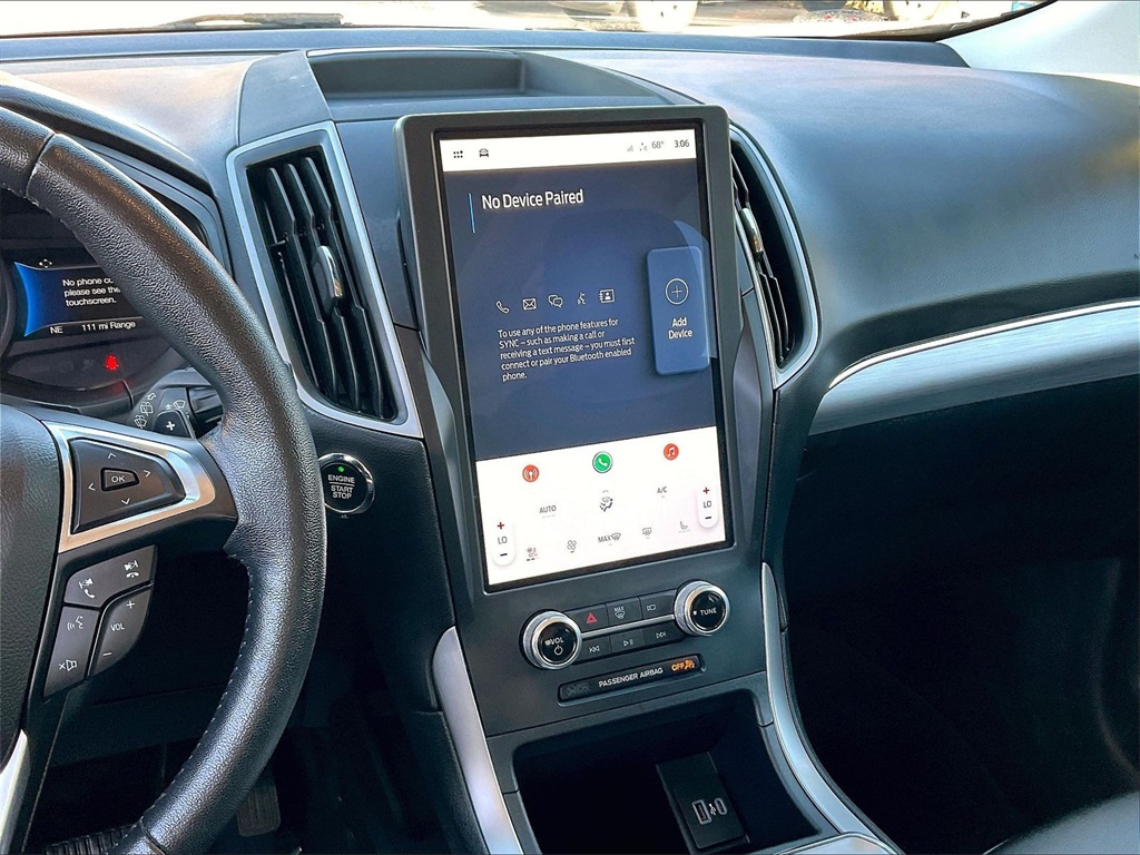 2022 Ford Edge SEL - Photo 17