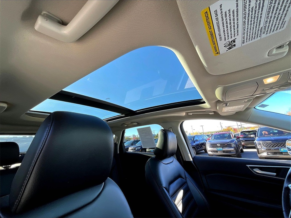 2022 Ford Edge SEL - Photo 21