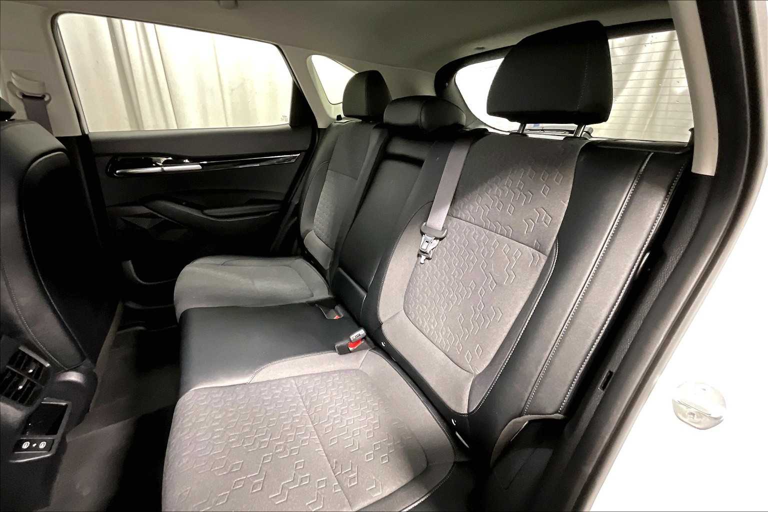 2024 Kia Seltos S - Photo 15