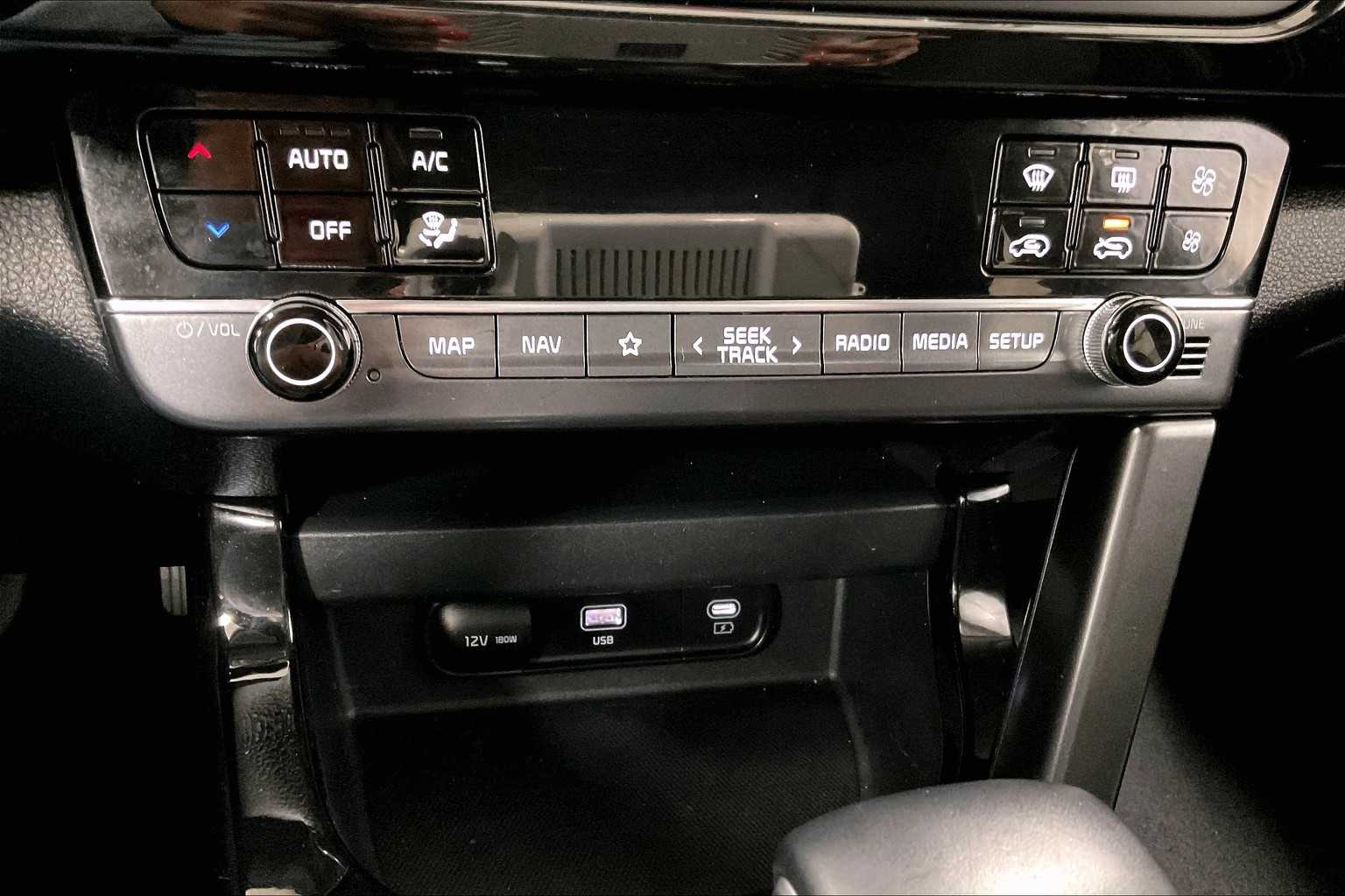 2024 Kia Seltos S - Photo 25