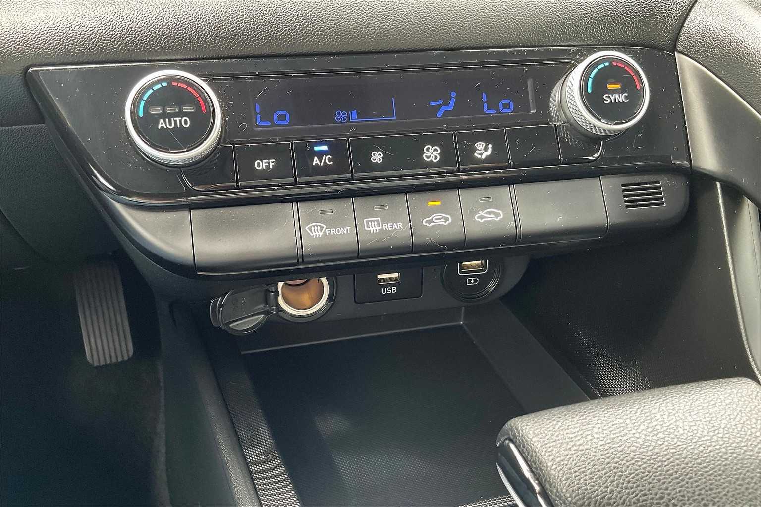 2023 Hyundai Elantra SEL - Photo 25