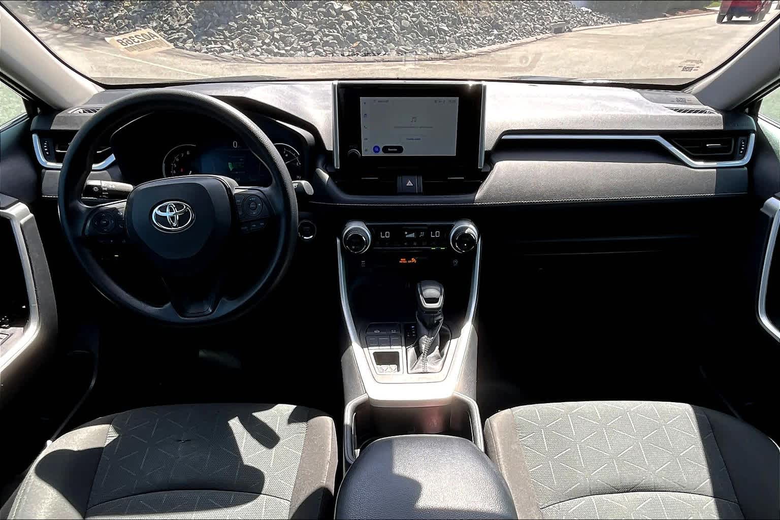 2023 Toyota RAV4 XLE - Photo 41
