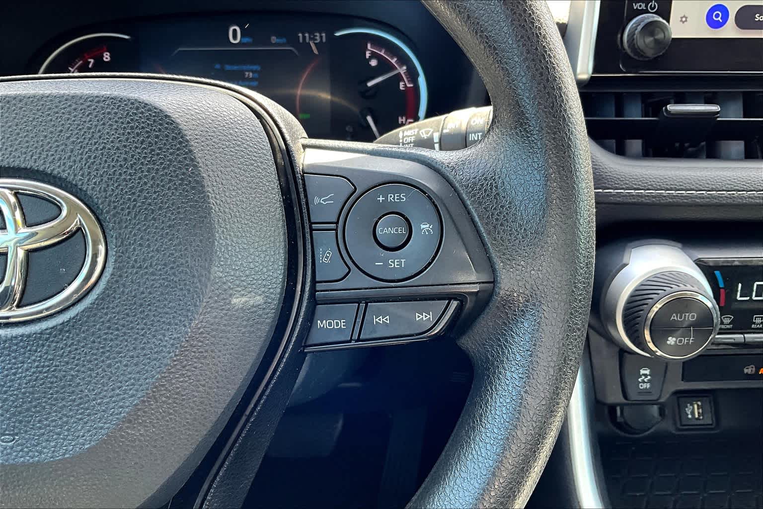 2023 Toyota RAV4 XLE - Photo 47