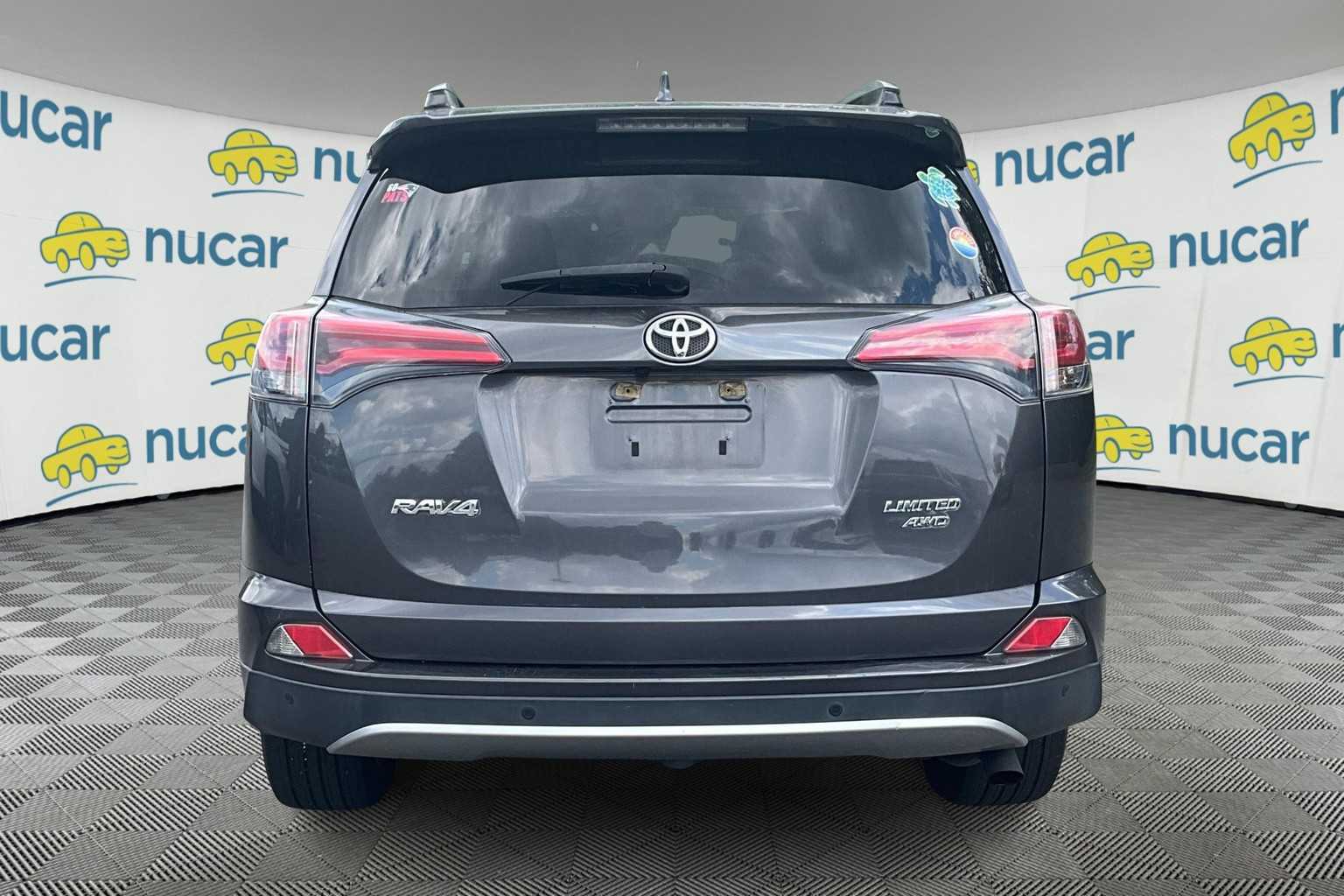 2017 Toyota RAV4 Limited - Photo 3