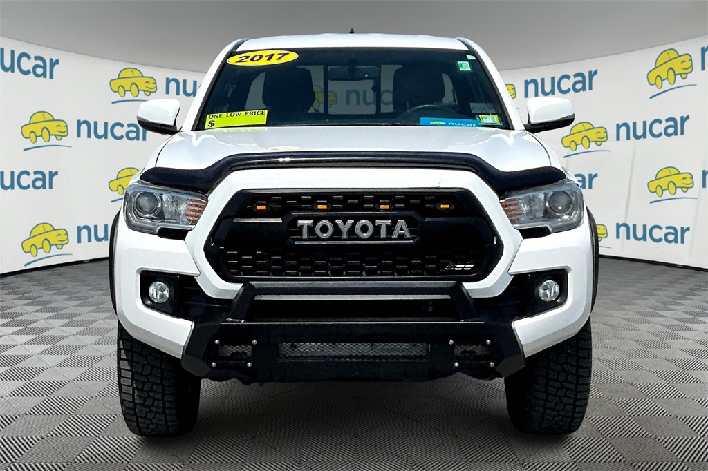 2017 Toyota Tacoma TRD Off-Road - Photo 2