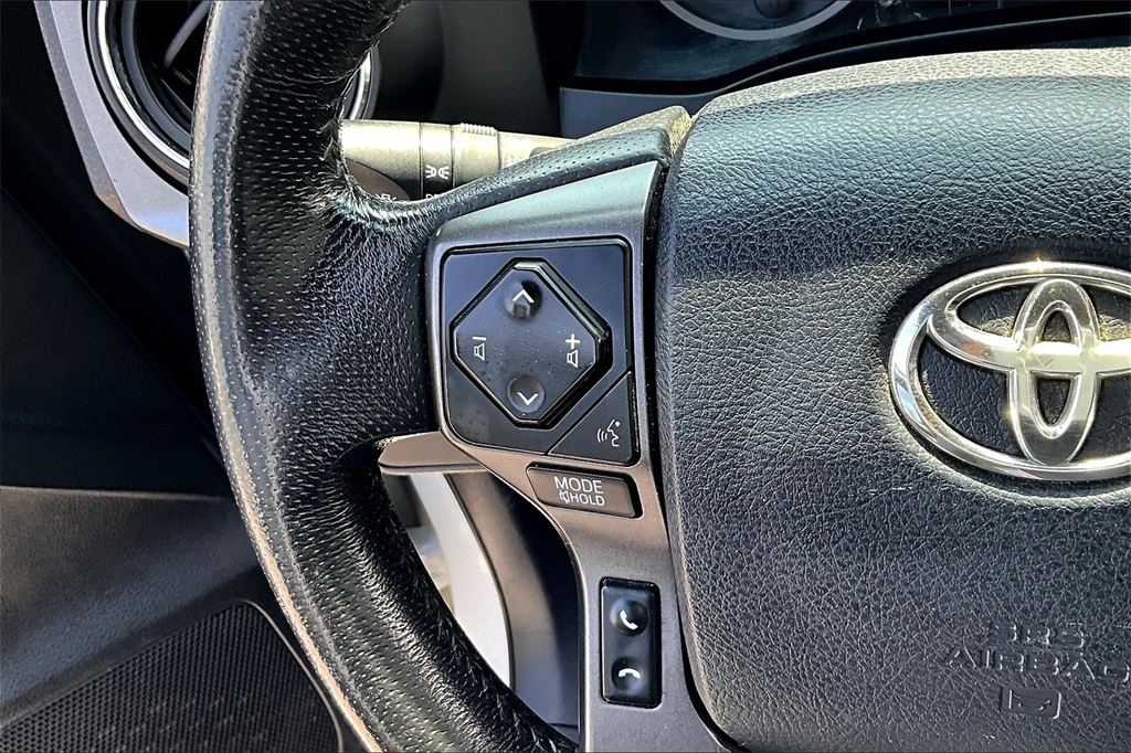 2017 Toyota Tacoma TRD Off-Road - Photo 23