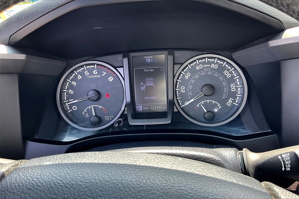2017 Toyota Tacoma TRD Off-Road - Photo 25