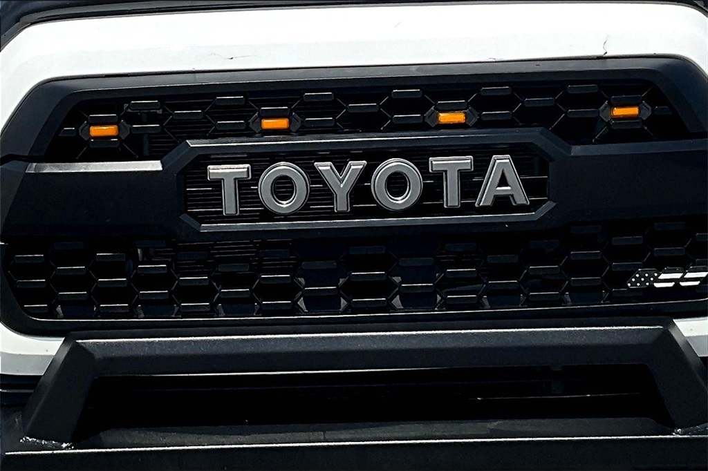 2017 Toyota Tacoma TRD Off-Road - Photo 32