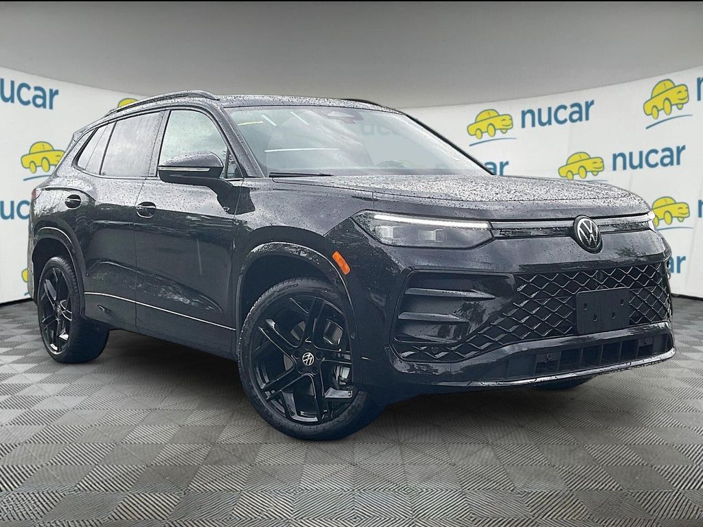 2026 Volkswagen Tiguan 2.0T SE R-Line Black