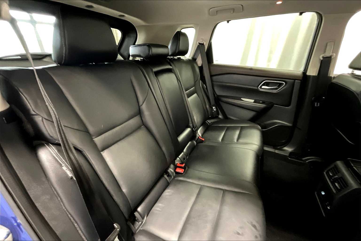 2021 Nissan Rogue SL - Photo 16