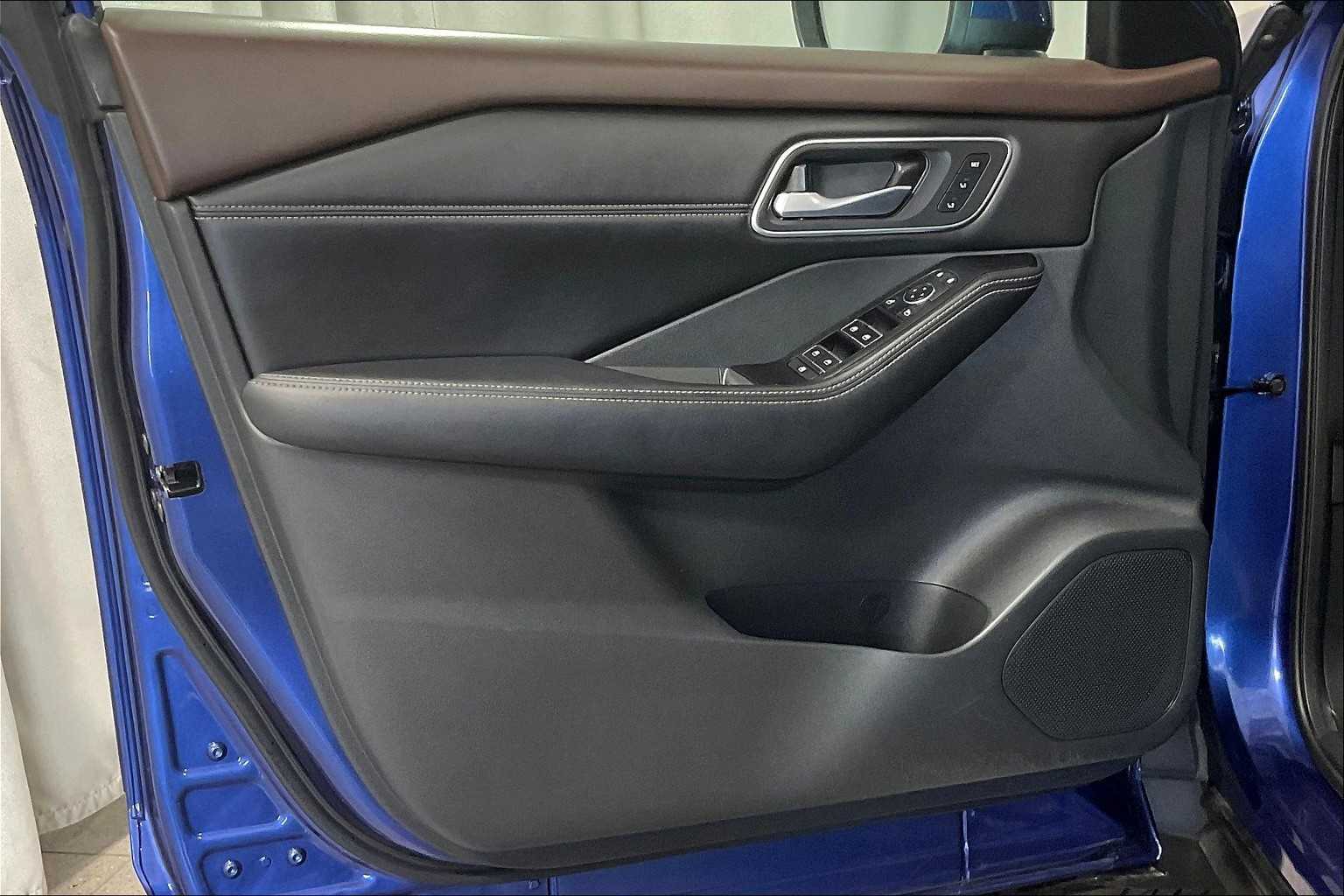 2021 Nissan Rogue SL - Photo 9