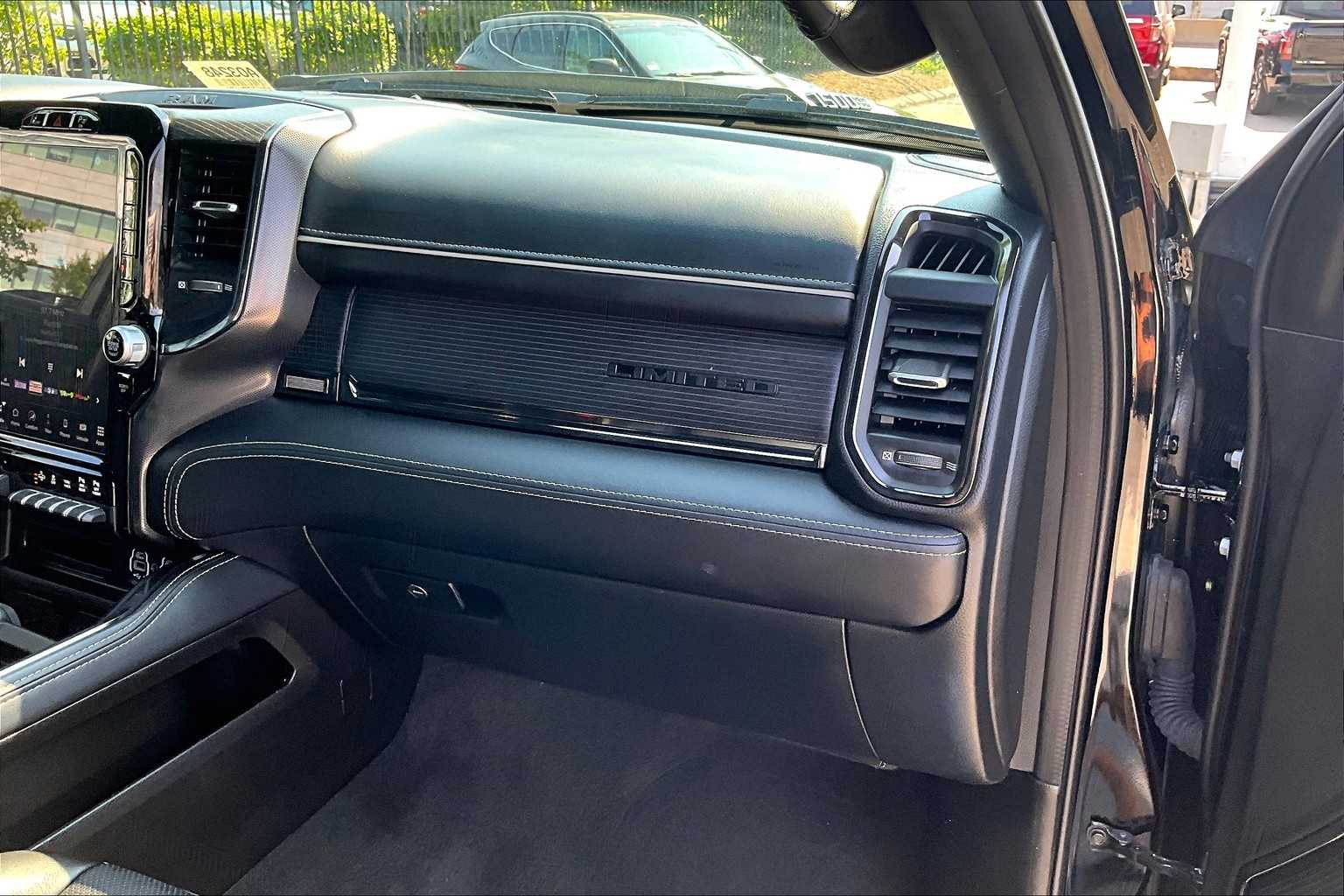 2024 Ram 1500 Limited - Photo 13