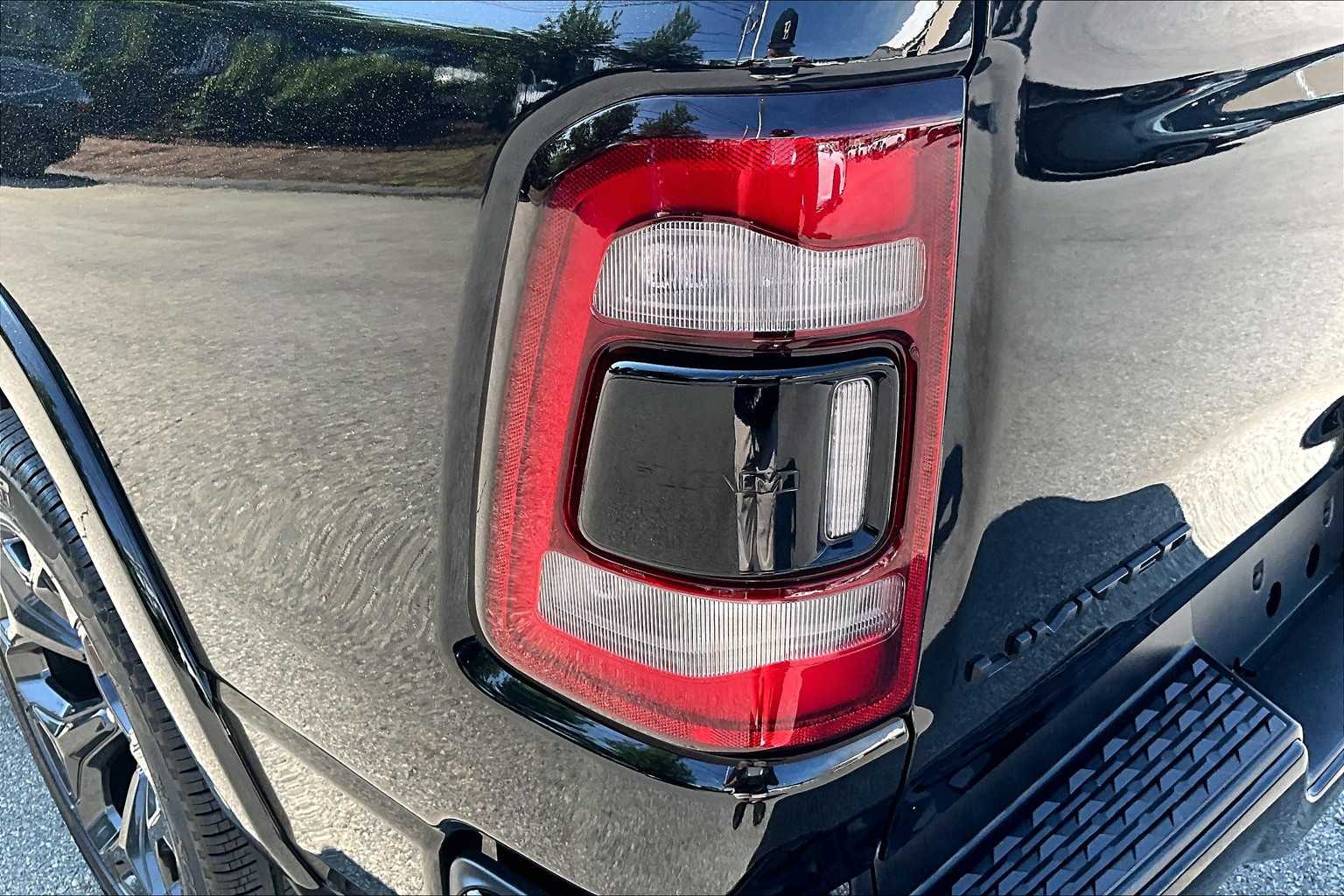 2024 Ram 1500 Limited - Photo 33