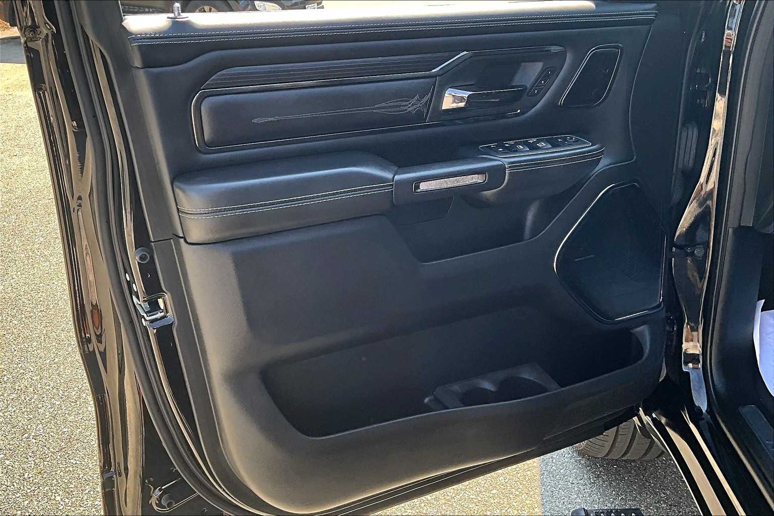2024 Ram 1500 Limited - Photo 9