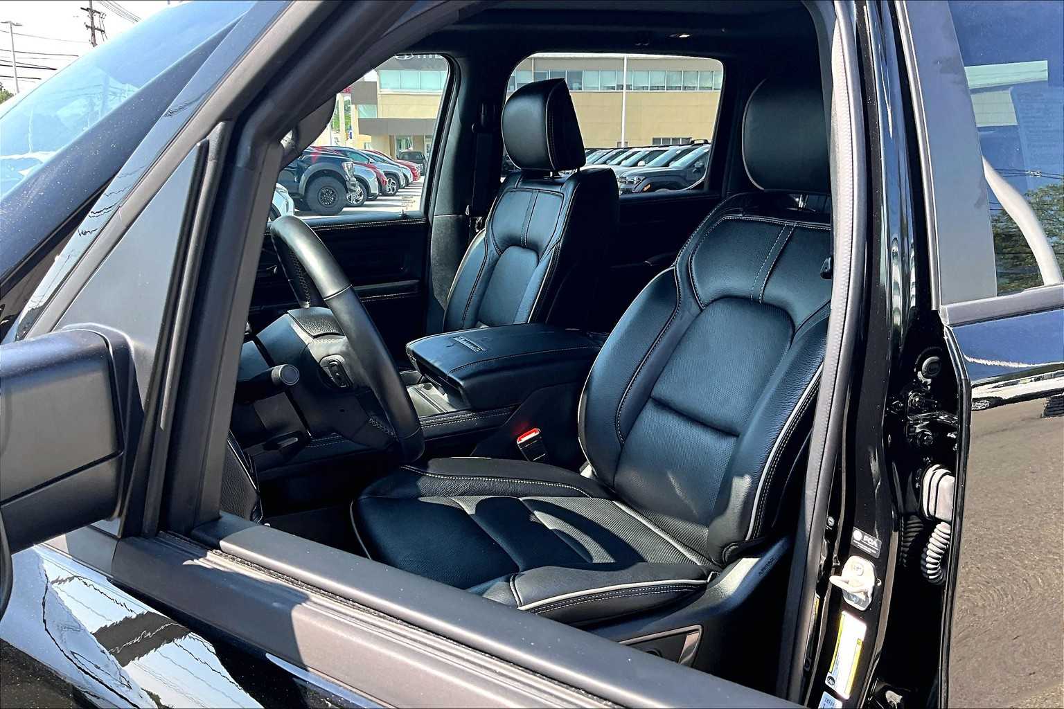 2024 Ram 1500 Limited - Photo 10