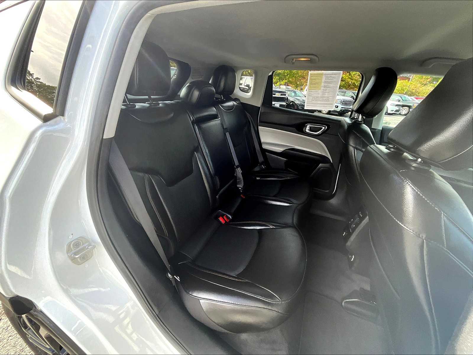 2022 Jeep Compass Limited - Photo 15