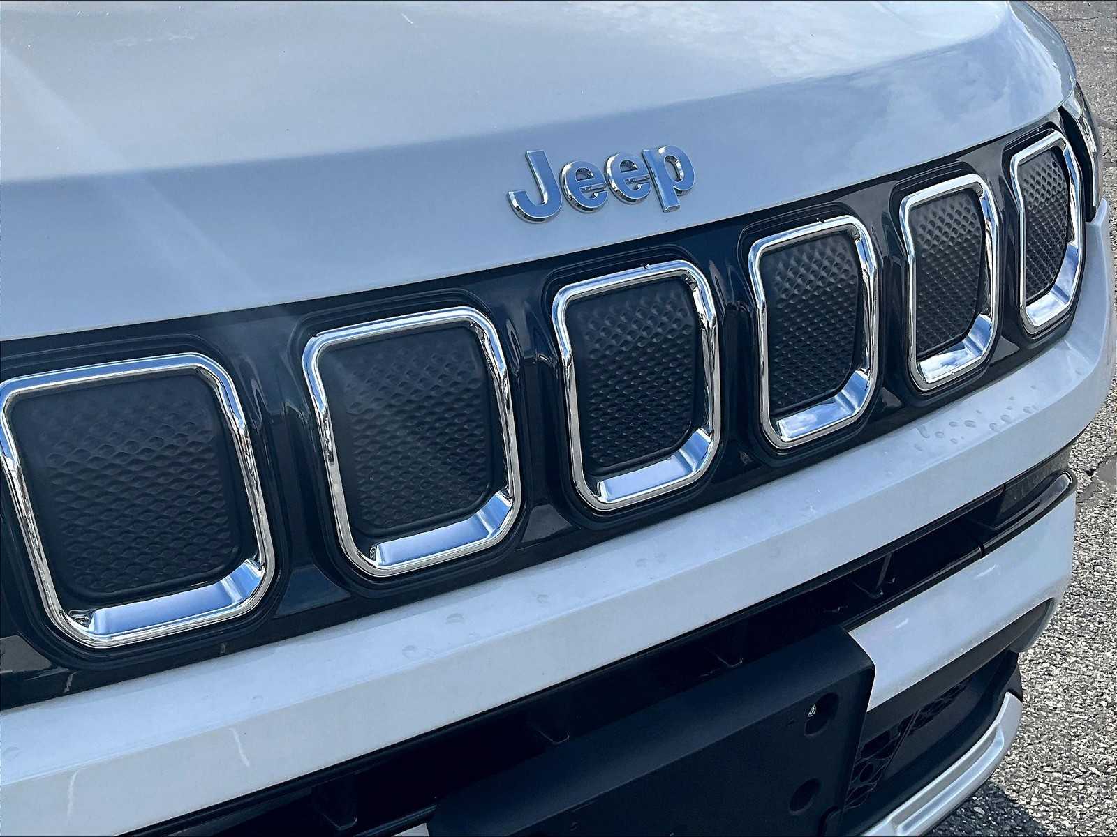 2022 Jeep Compass Limited - Photo 30