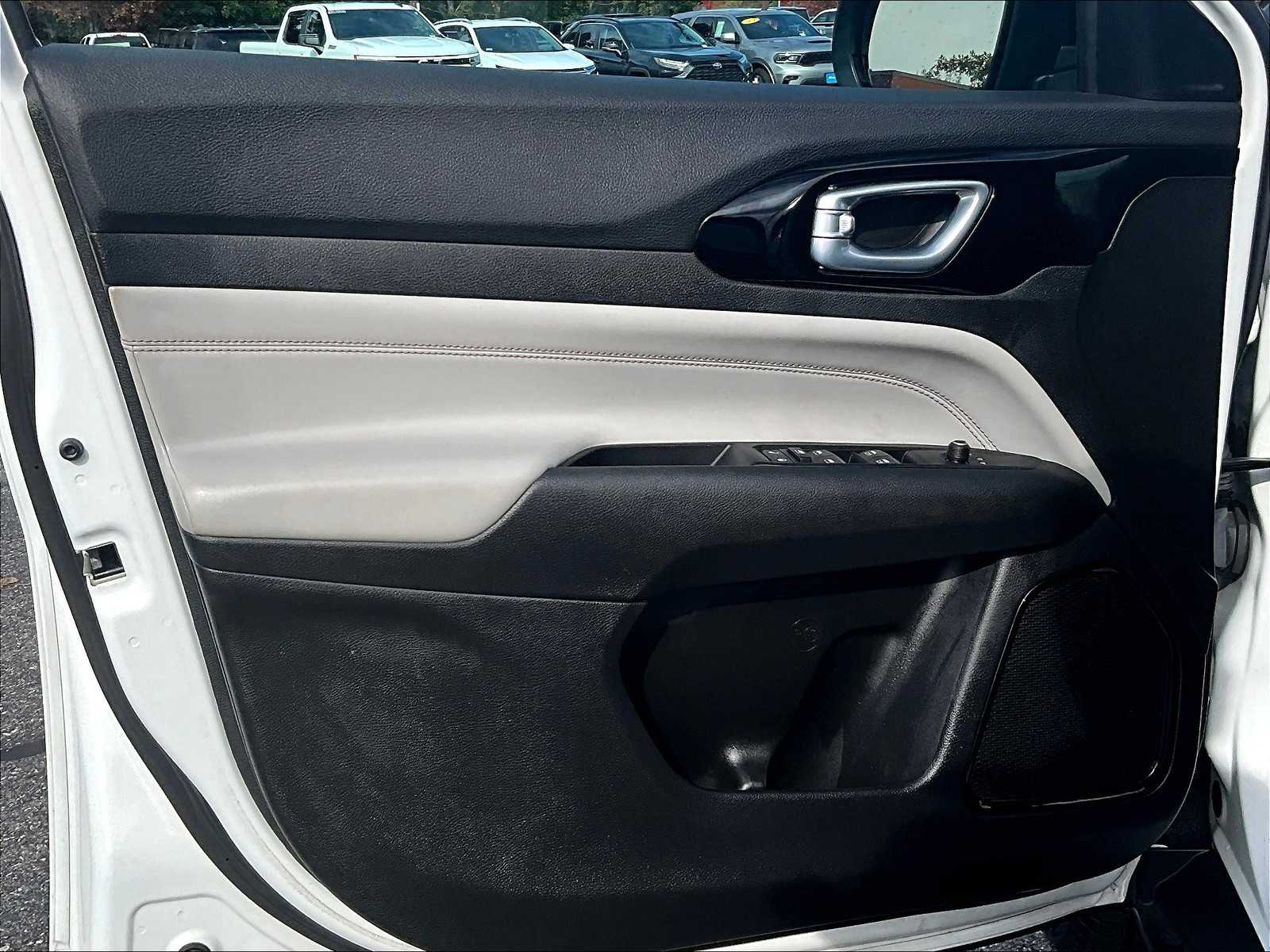 2022 Jeep Compass Limited - Photo 9