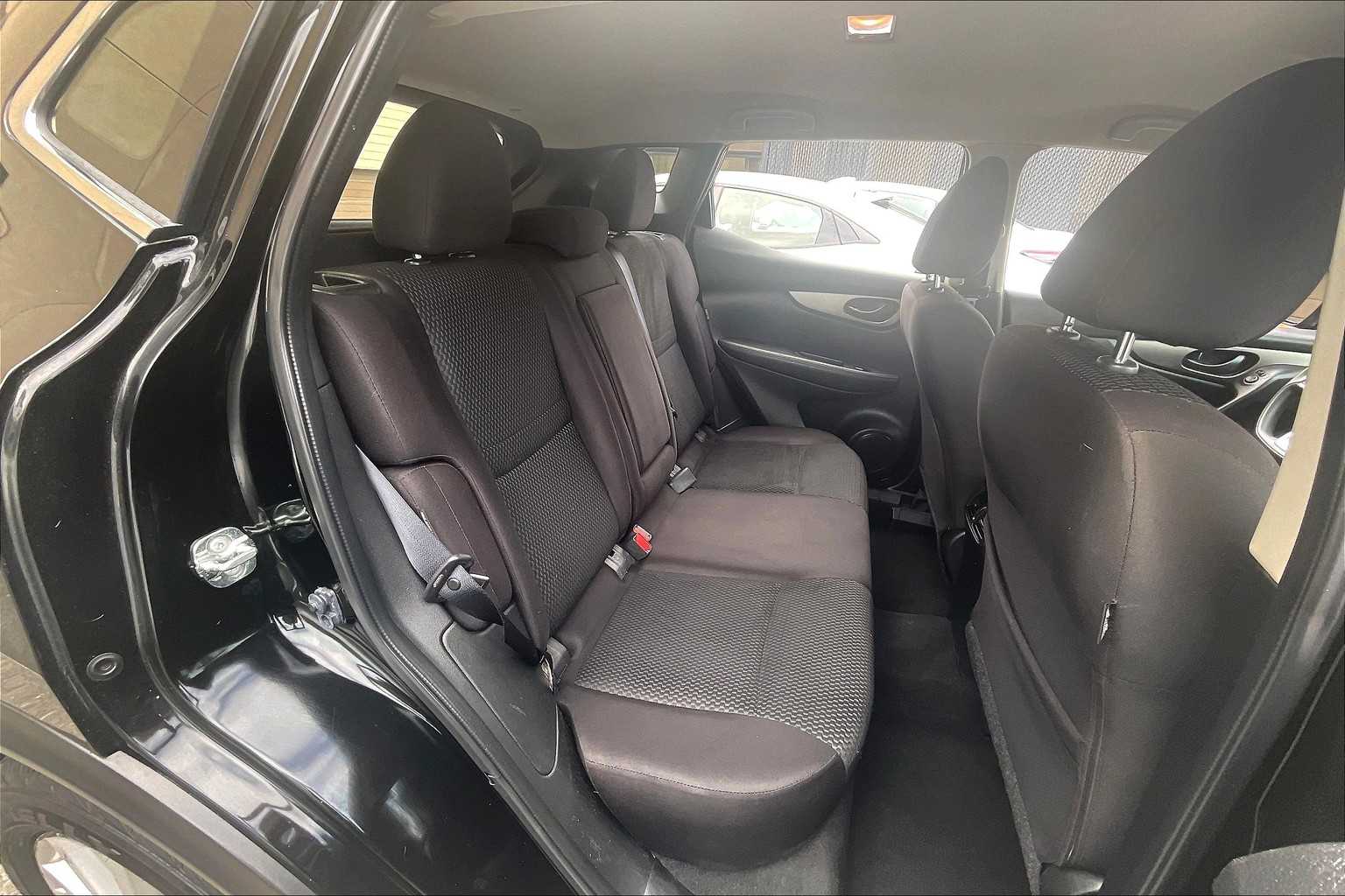 2020 Nissan Rogue Sport S - Photo 16