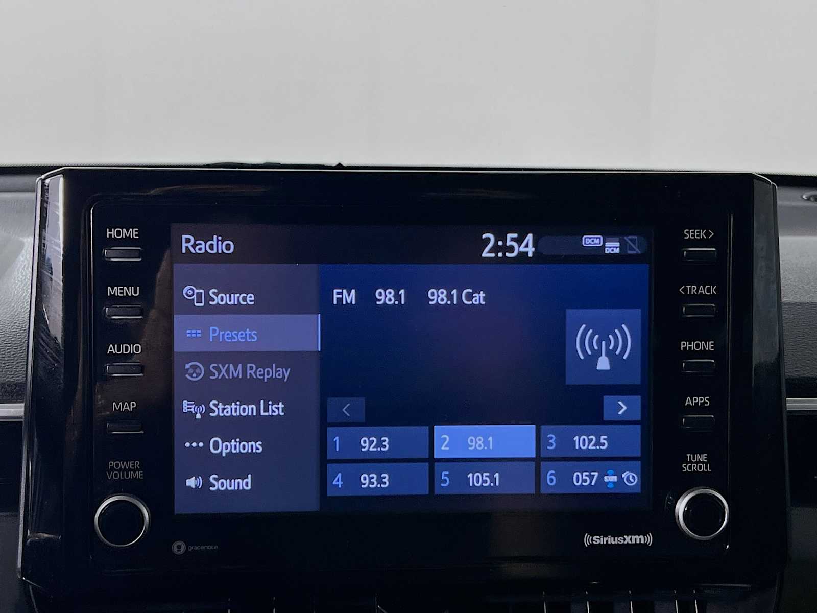 2022 Toyota Corolla Cross LE - Photo 14