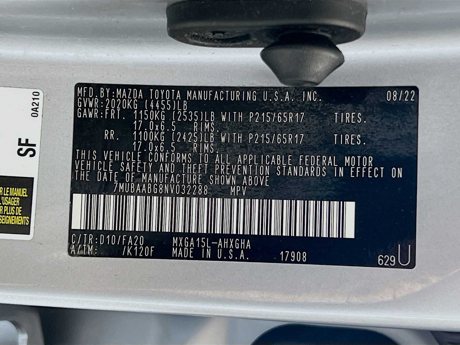 2022 Toyota Corolla Cross LE - Photo 32