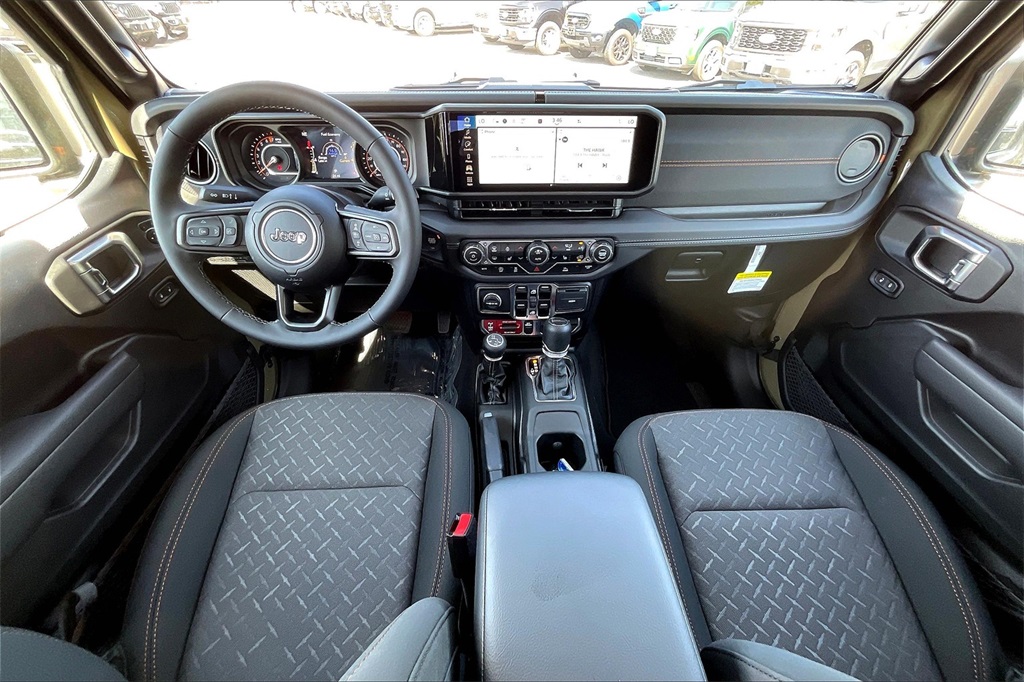 2025 Jeep Gladiator Mojave - Photo 12