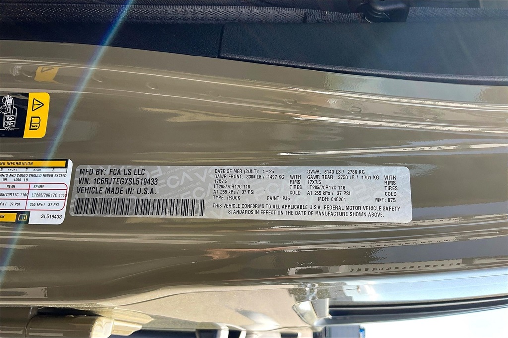 2025 Jeep Gladiator Mojave - Photo 16