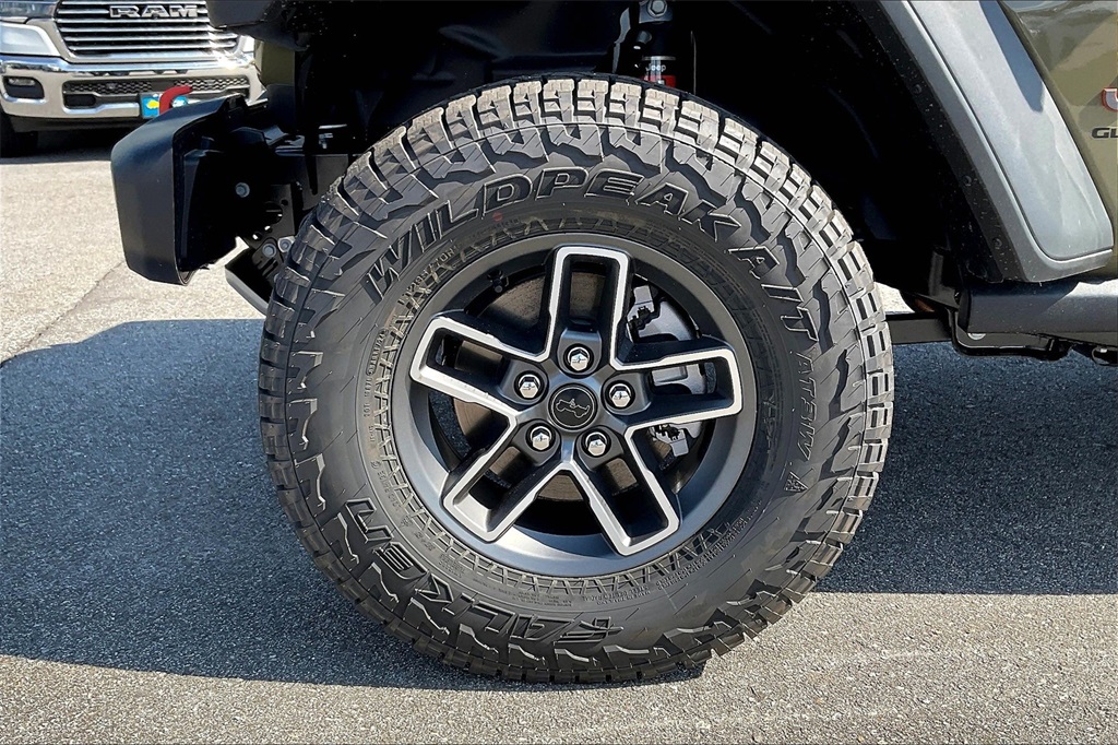 2025 Jeep Gladiator Mojave - Photo 8